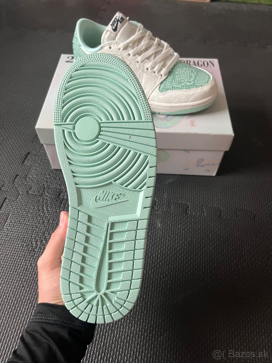 Nike Air Jordan 1 Low Dragons of the year - 5