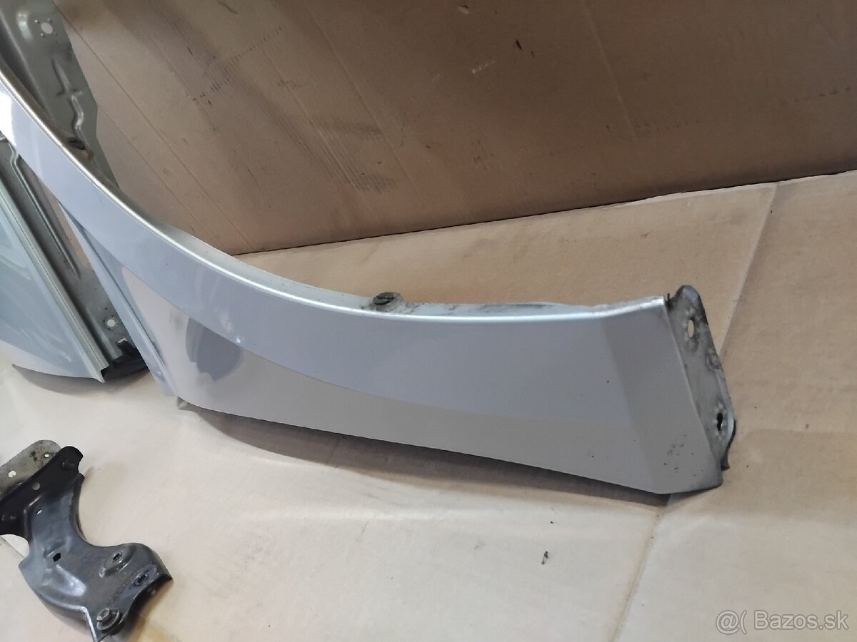 blatník Superb 3 - LA7W 8E8E - 5