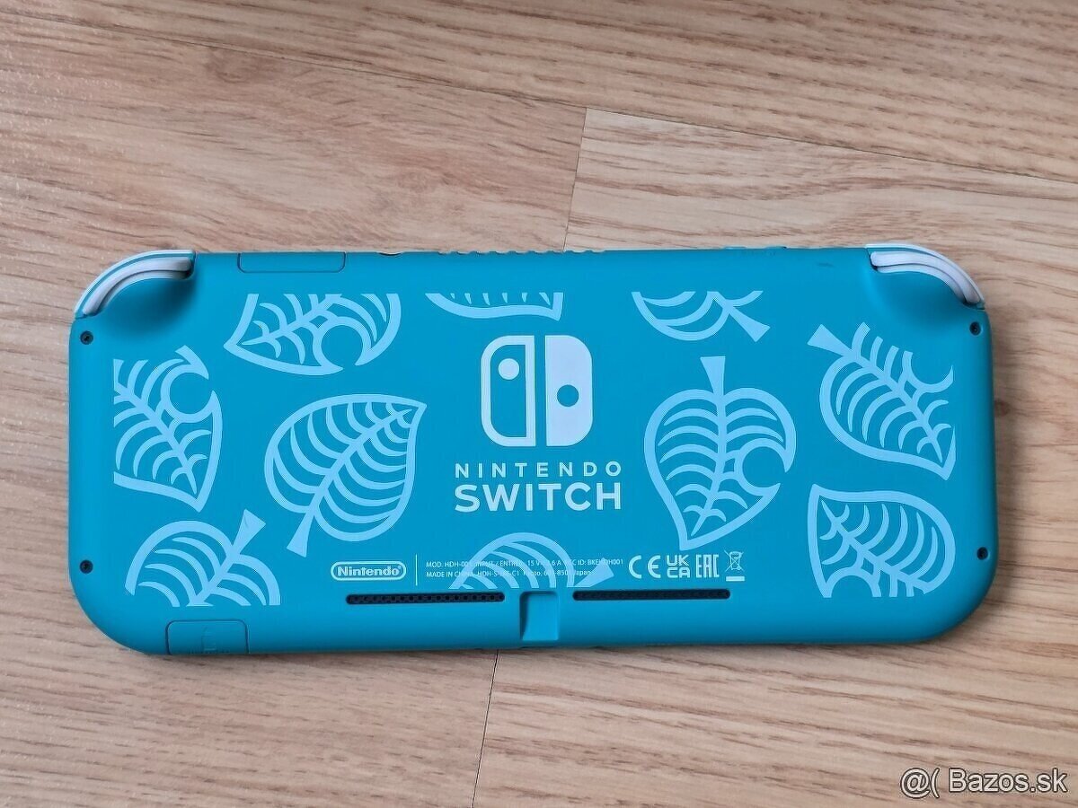 Nintendo Switch Lite + hra + originál kryt - 5