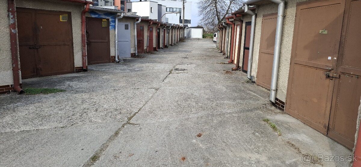 Predaj garáže na Rybárskej ulici - 5