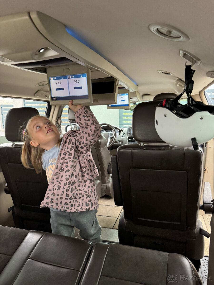 Lancia Voyager 2.8 CRD, automat, 7 míst - 5