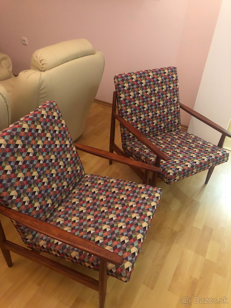 Retro kreslo po kompletnej renovácii - 5
