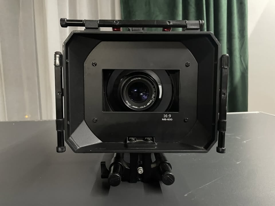Blackmagic Design Production Camera HD MFT + Rig - 5
