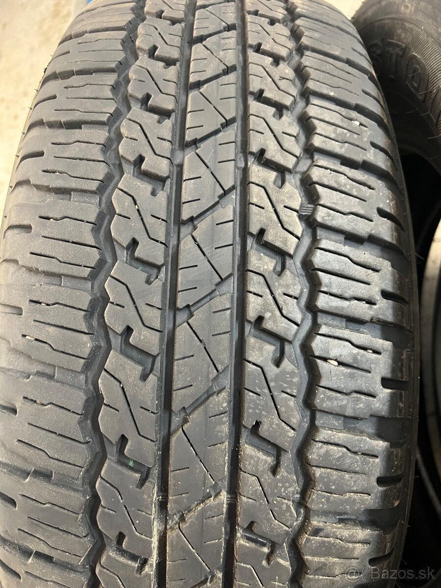 Brigestone Dueler A/T 265/65/R17 - 5