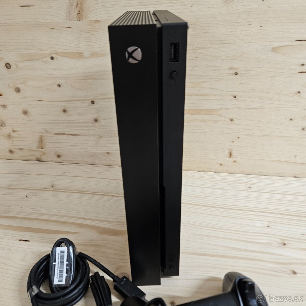 XBOX One X - 2x Ovladač - 5