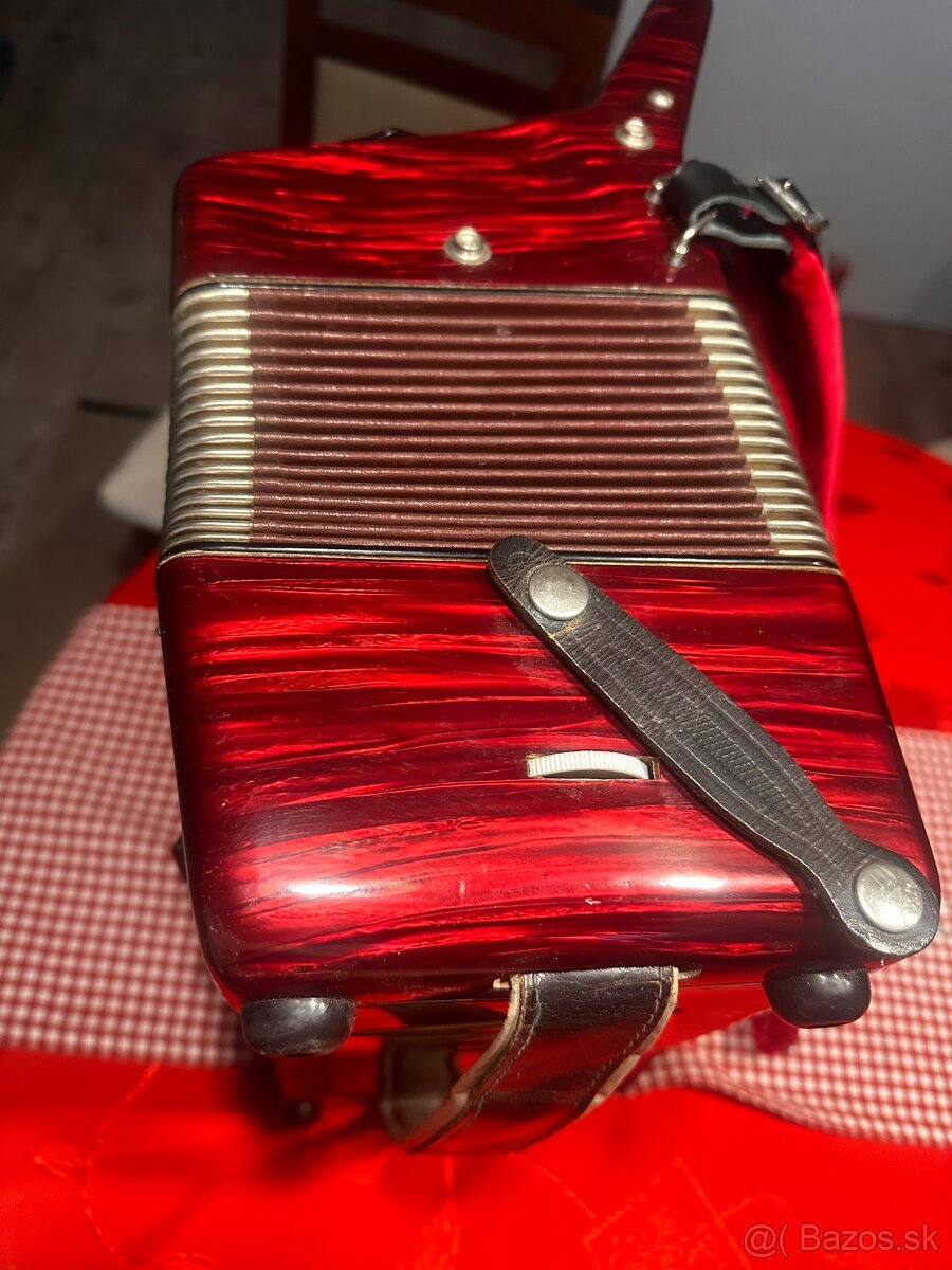 Akordeón Weltmeister – Stella 80 - 5