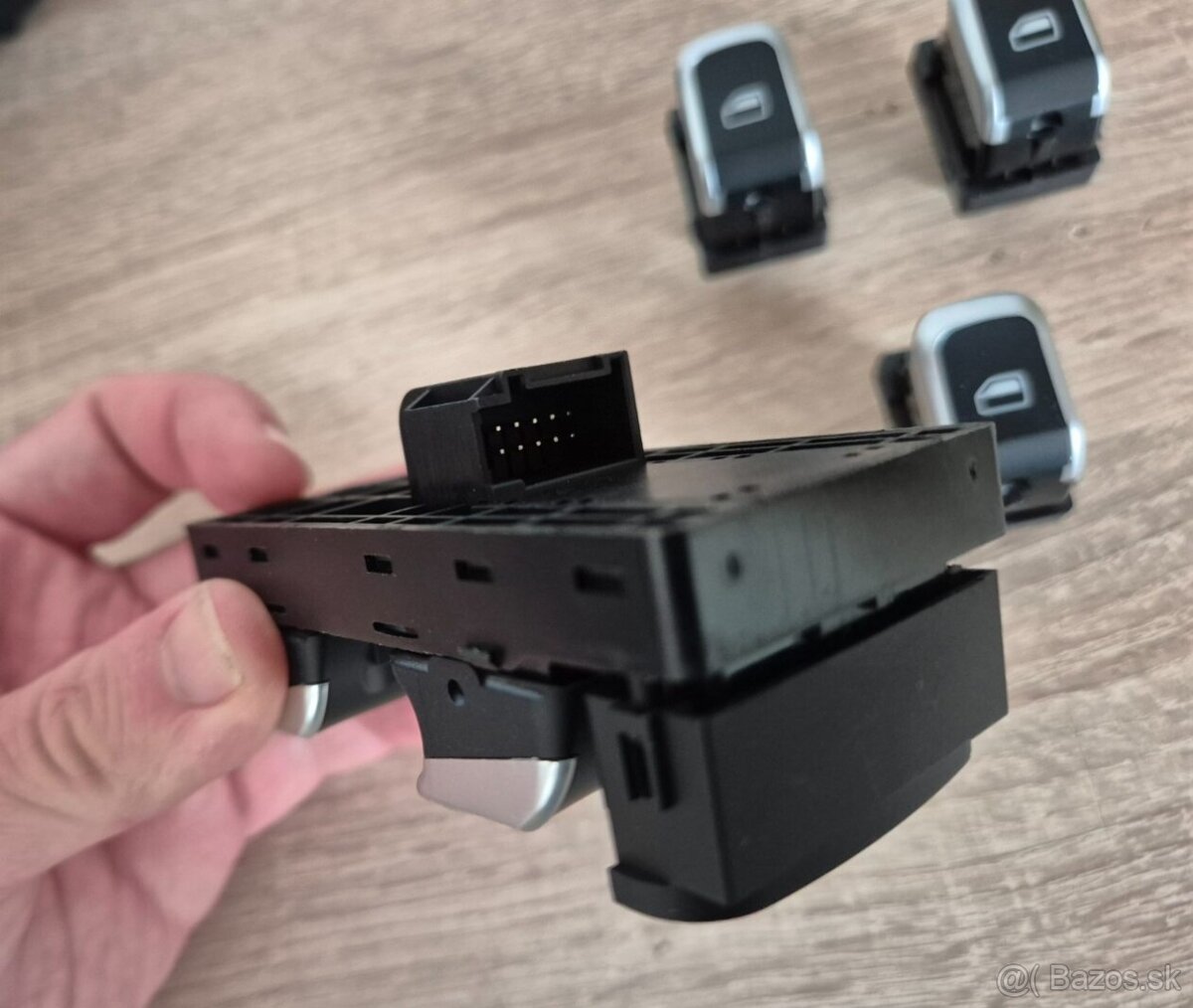 SADA VYPINACOV INTERIERU AUDI A4 A5 Q5 - 5