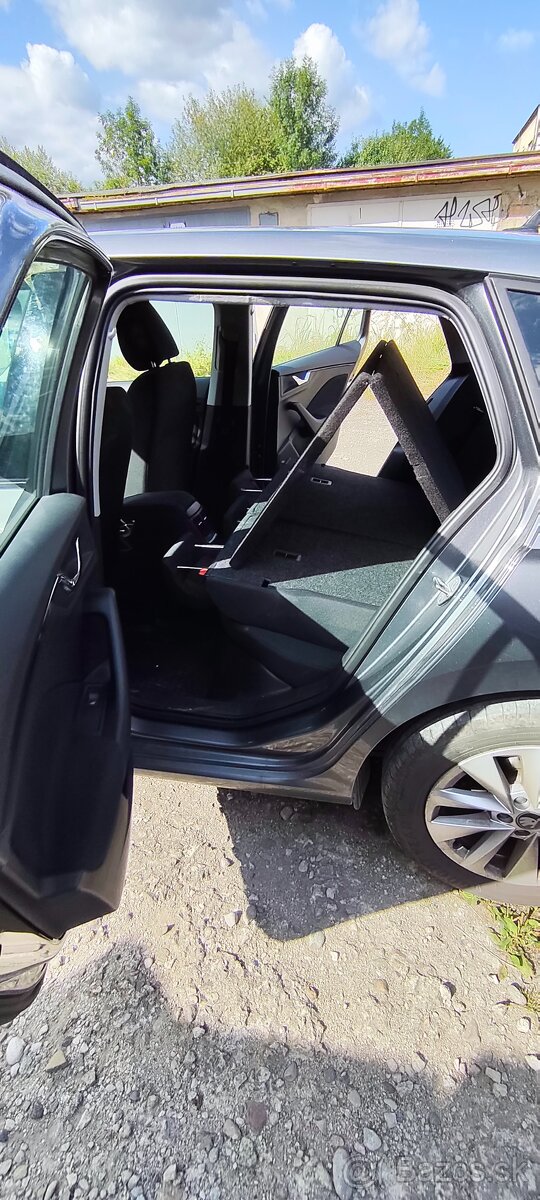 Predám posteľ škoda Scala - 5