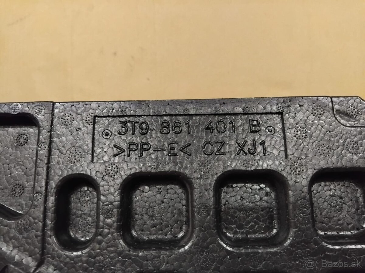 záchytný systém kufra Superb 2
- 5