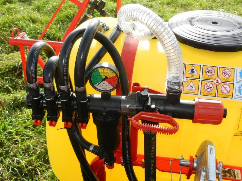 Postrekovač AGS 200 litrů +6m ramena za traktor, malotraktor - 5
