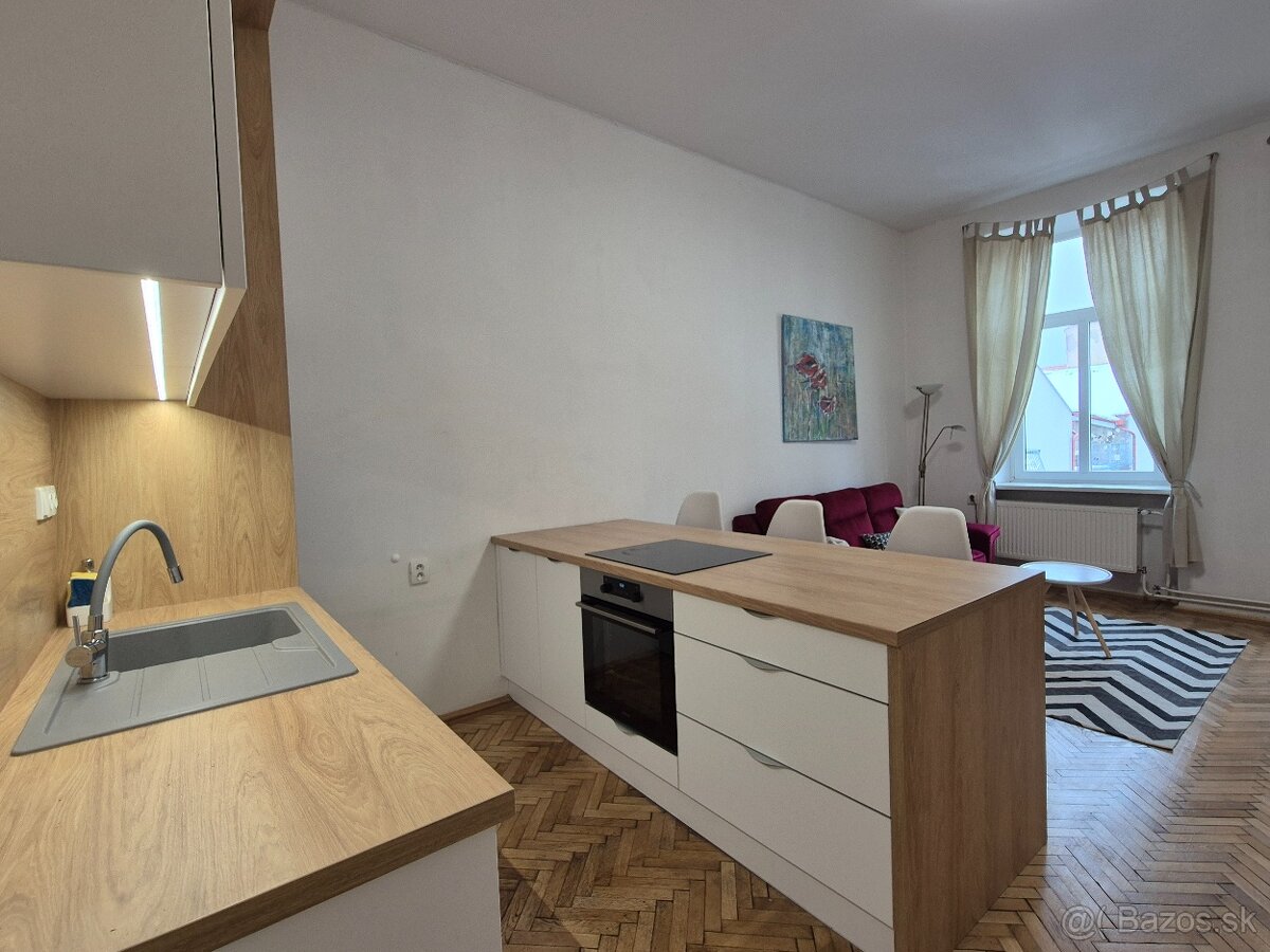 Prenájom 2 izbový byt na Hlavnej ul. PO - 5