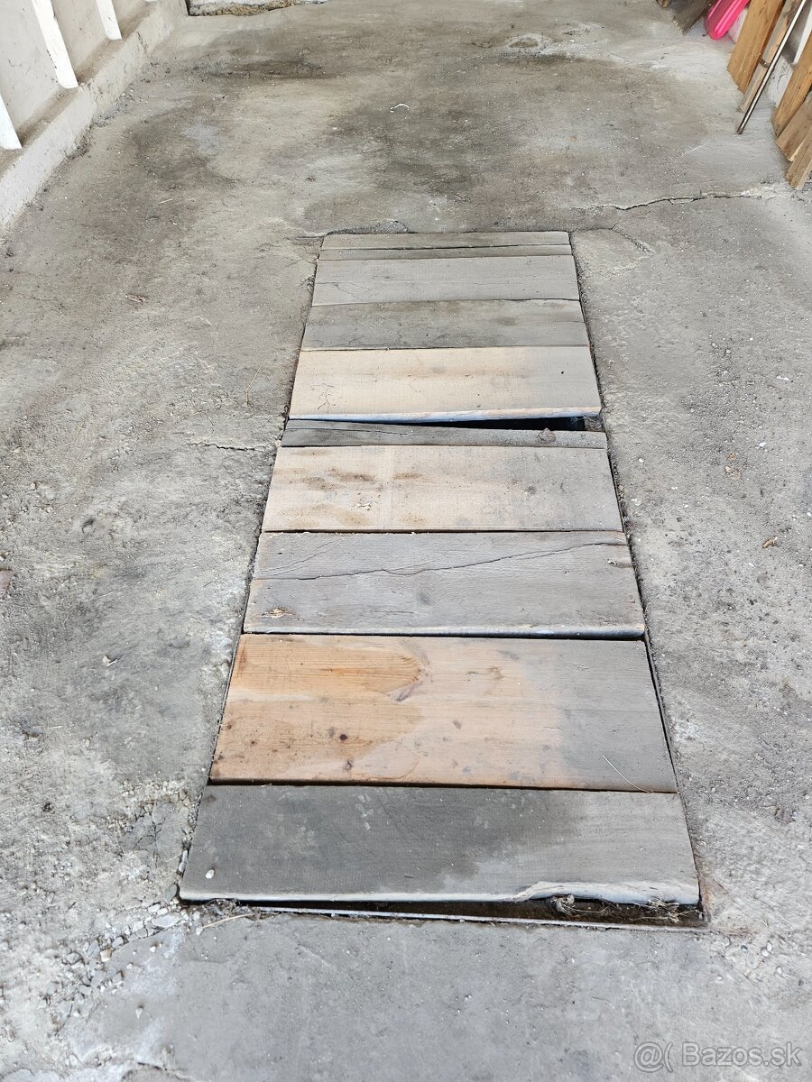 Prenajmen garáž 18m² za Soc. poisťovňou,pri OC Novum, vjazd - 5