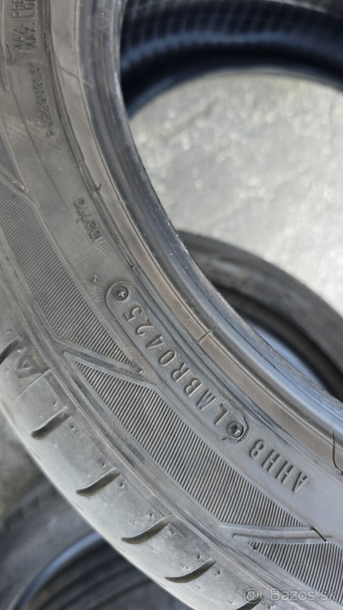 Predám letné pneumatiky 225/45 R17 - 5