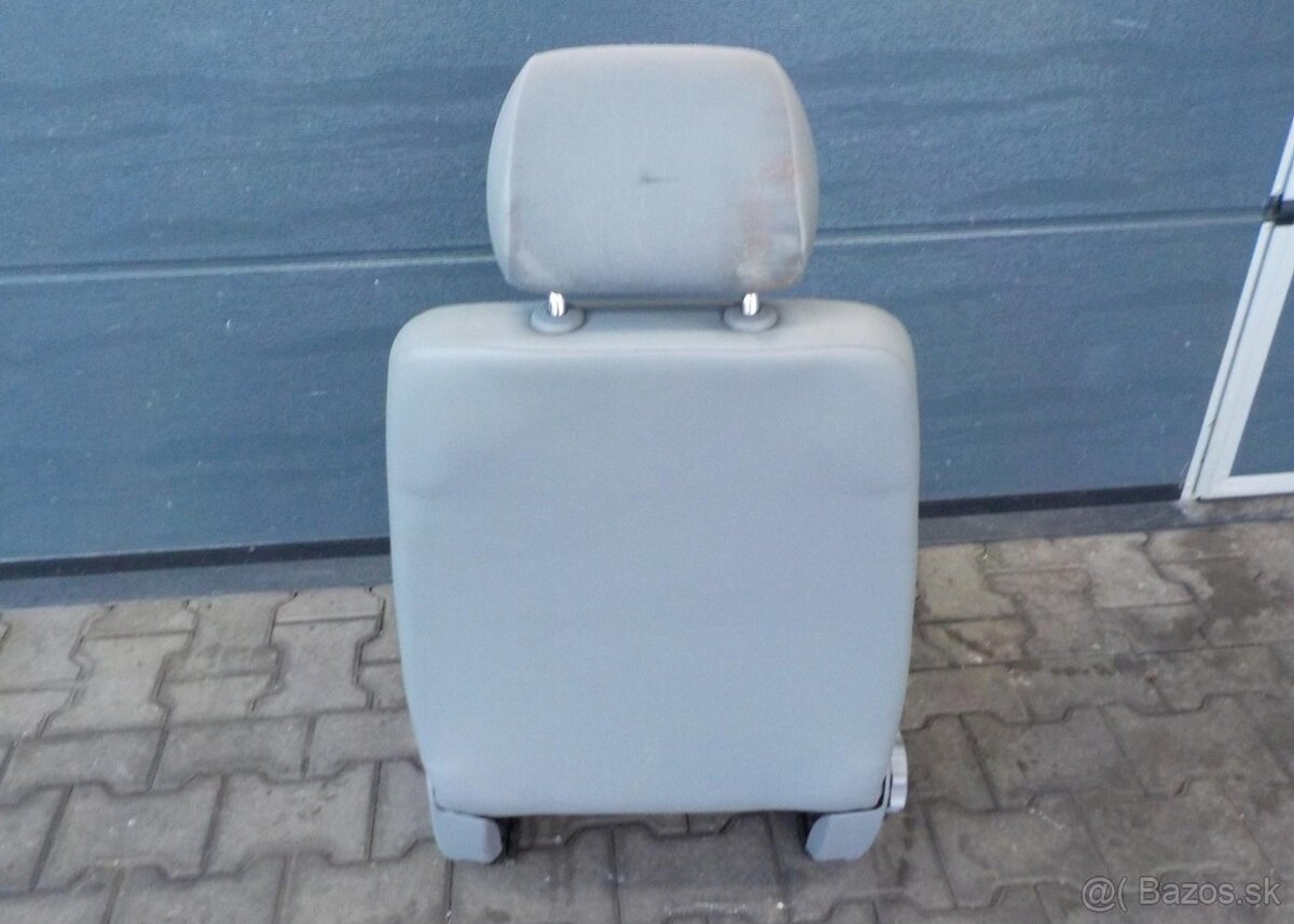 Šoferove sedadadlo VW T5 - 5