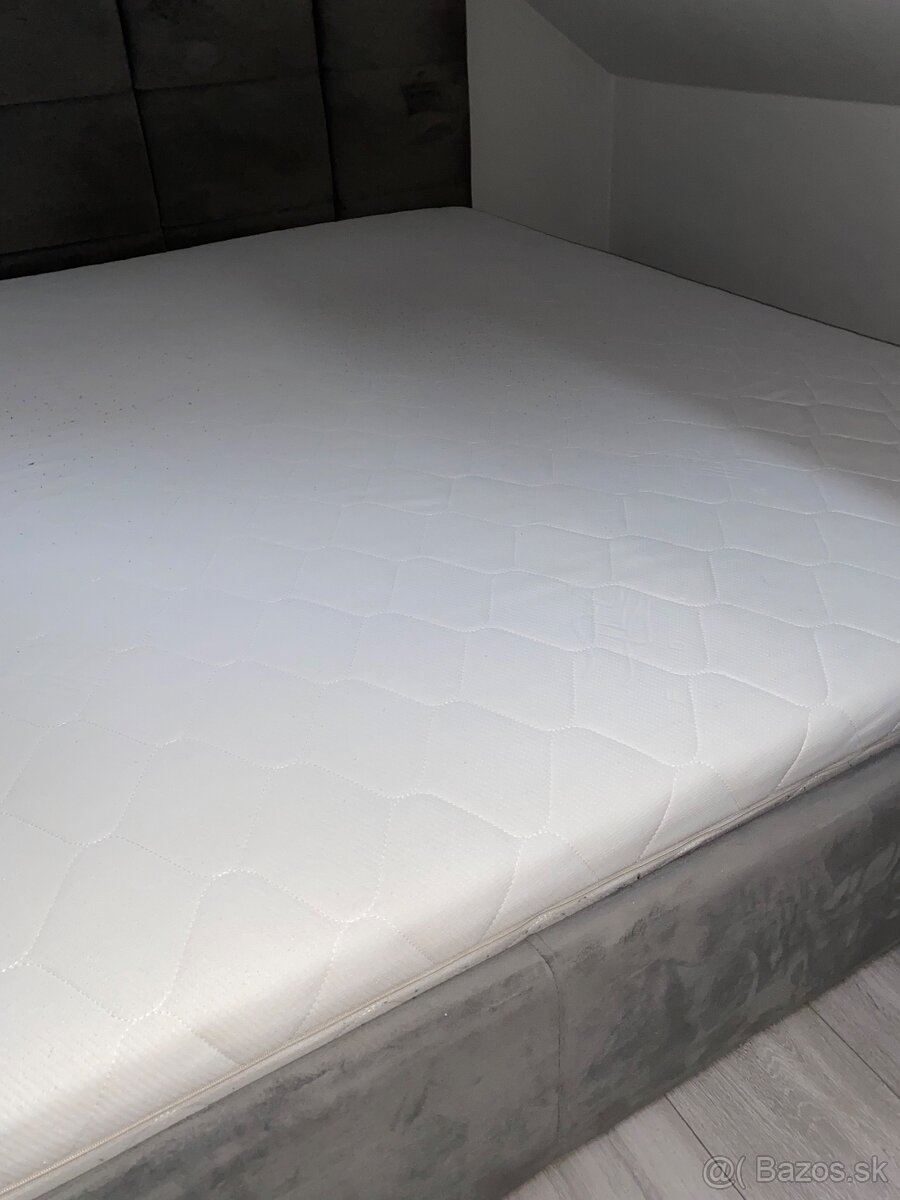 Manželská posteľ - 5