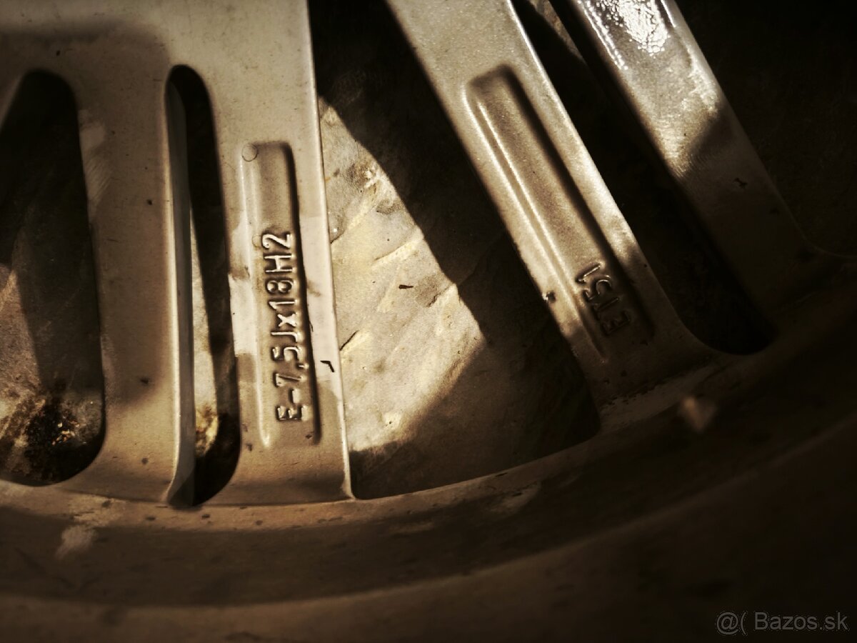 ALU disky audi R18 - 5