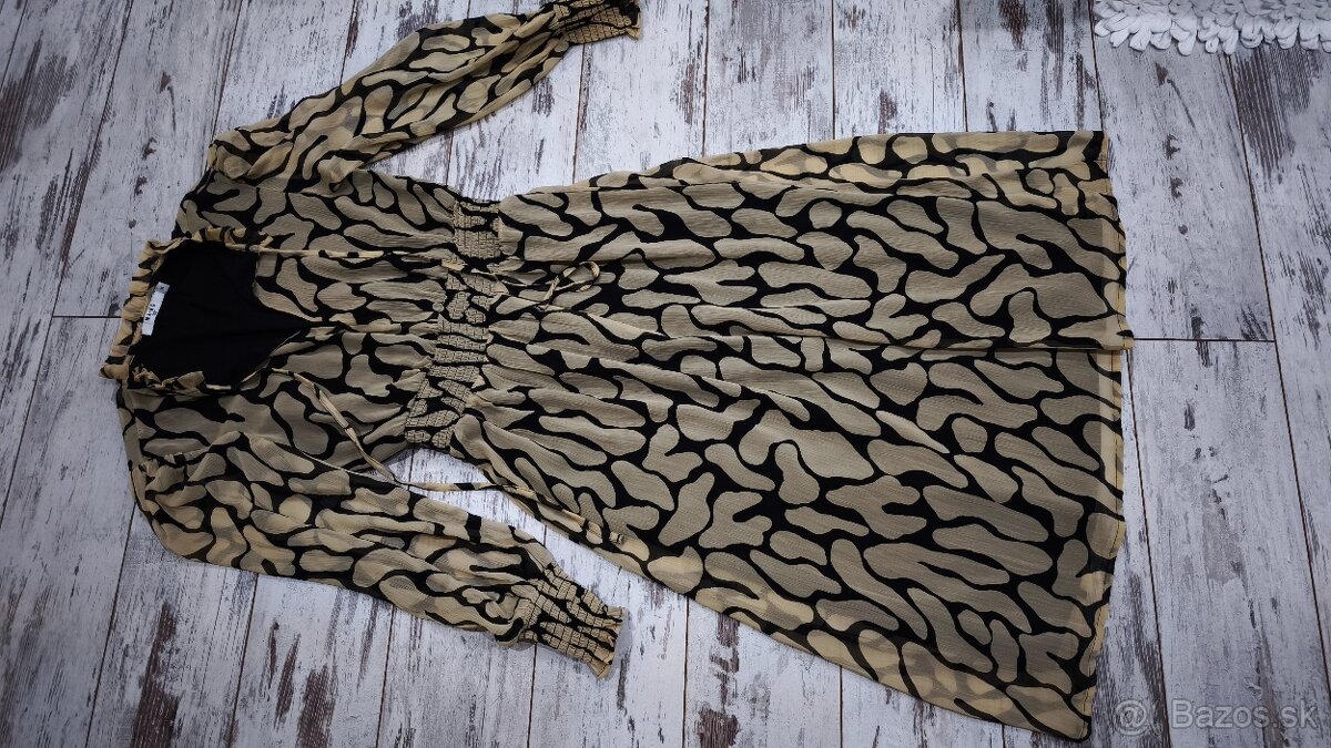 Elegantné midi šaty - 5