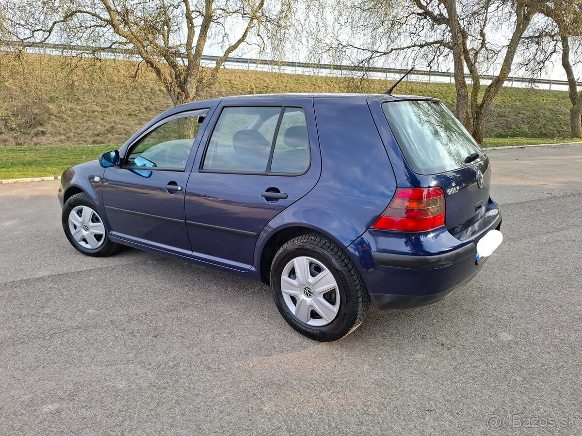 Volkswagen Golf IV 1.6 benzin - 5
