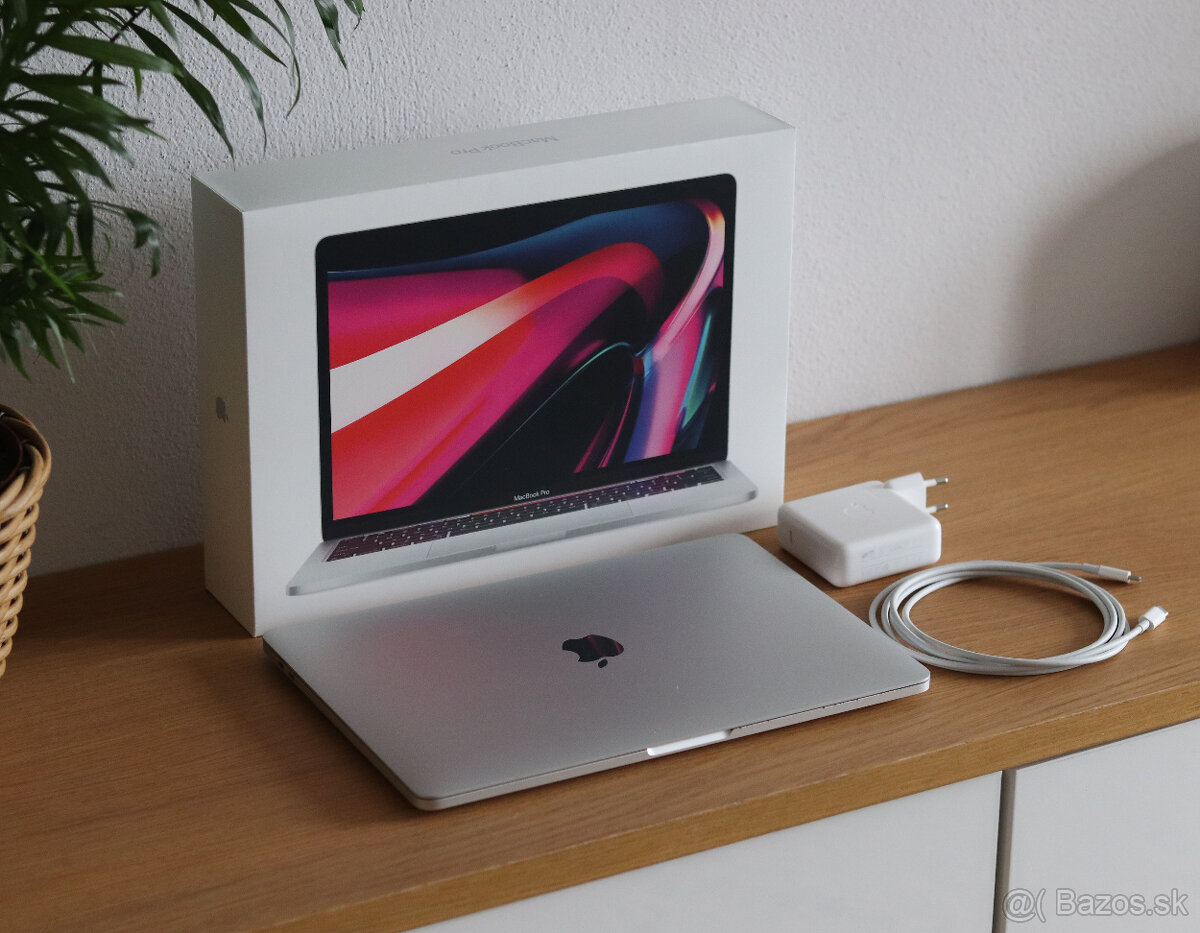 MacBook Pro M1 – 16GB RAM, 256GB SSD, Silver - 5