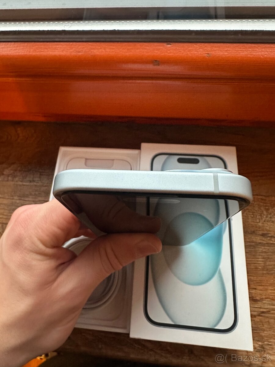 Apple iPhone 15 128GB - 5