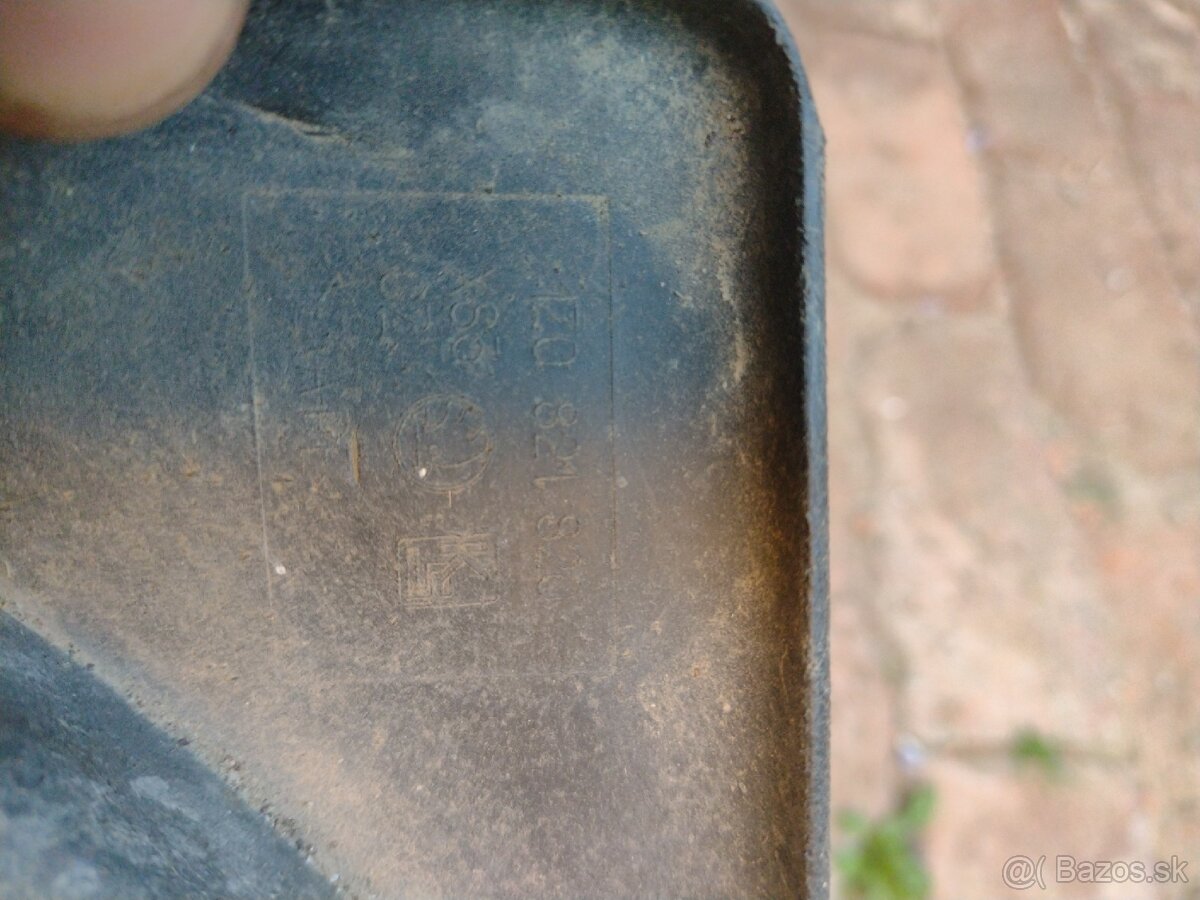 predné zásterky Škoda Octavia 2 2005 - 5