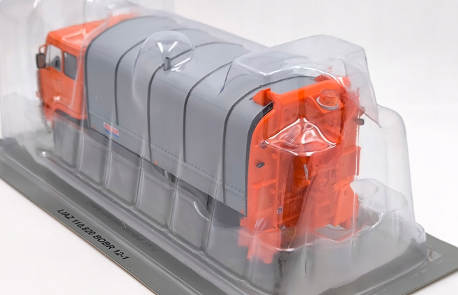 Liaz 110.820 Bobr 1:43 - 5