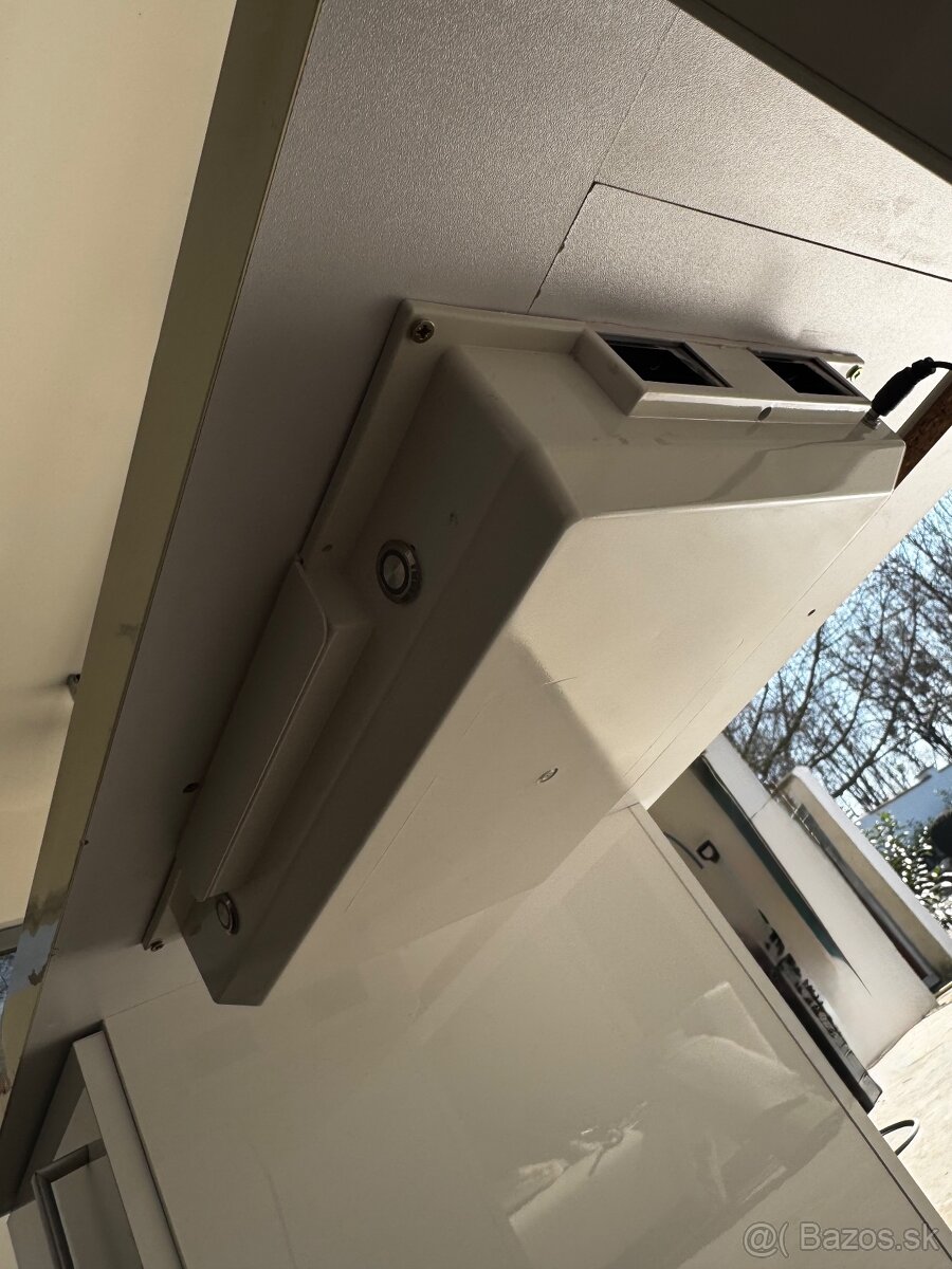 Manikérsky stôl - 5