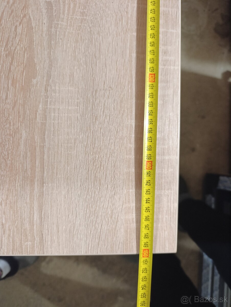 Jedálenský stôl - 5