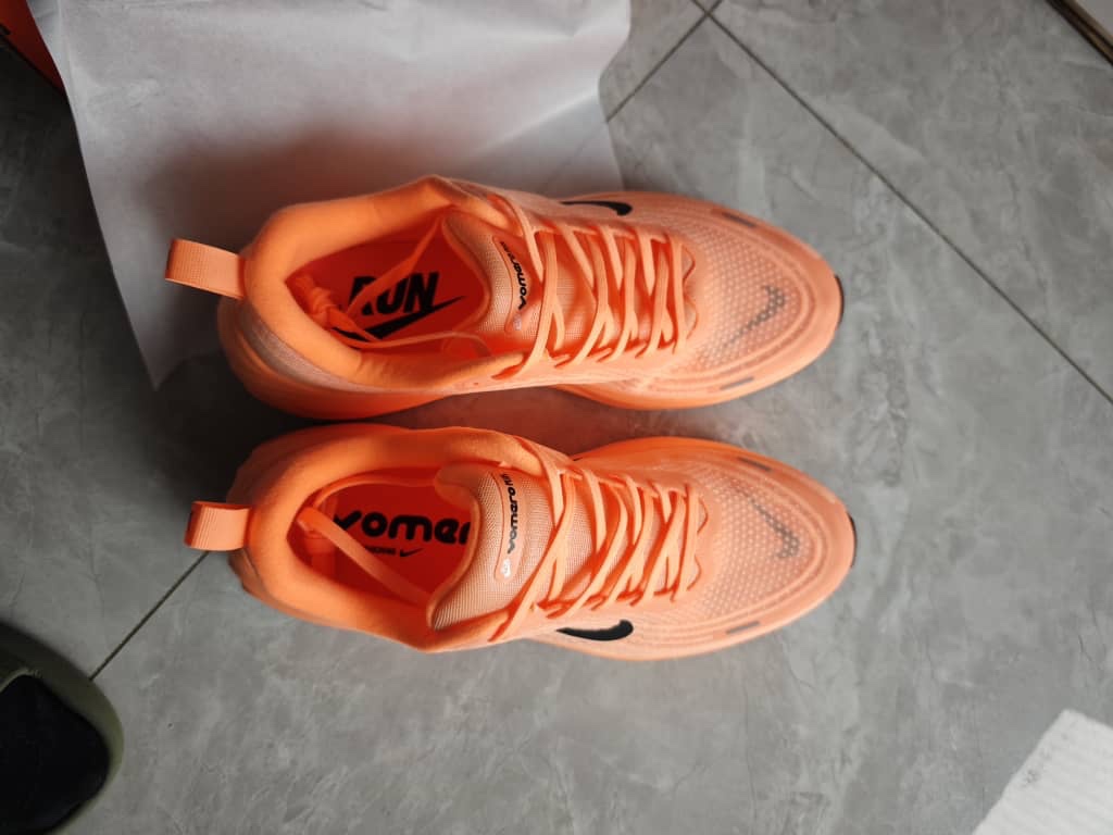 NIKE vomero zoom bezecke tenisky - 5