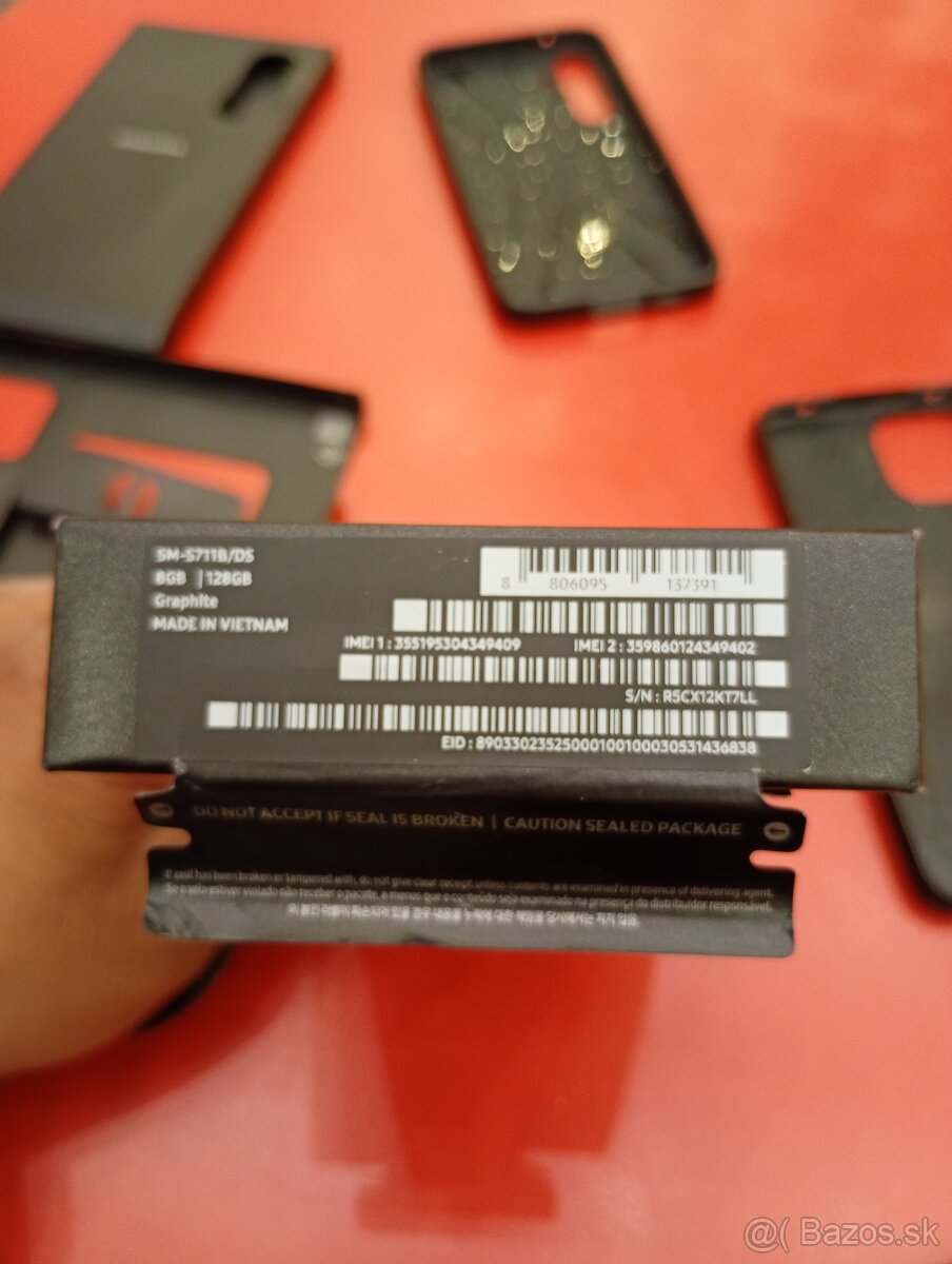 PREDÁM SAMSUNG S23 FE - 5