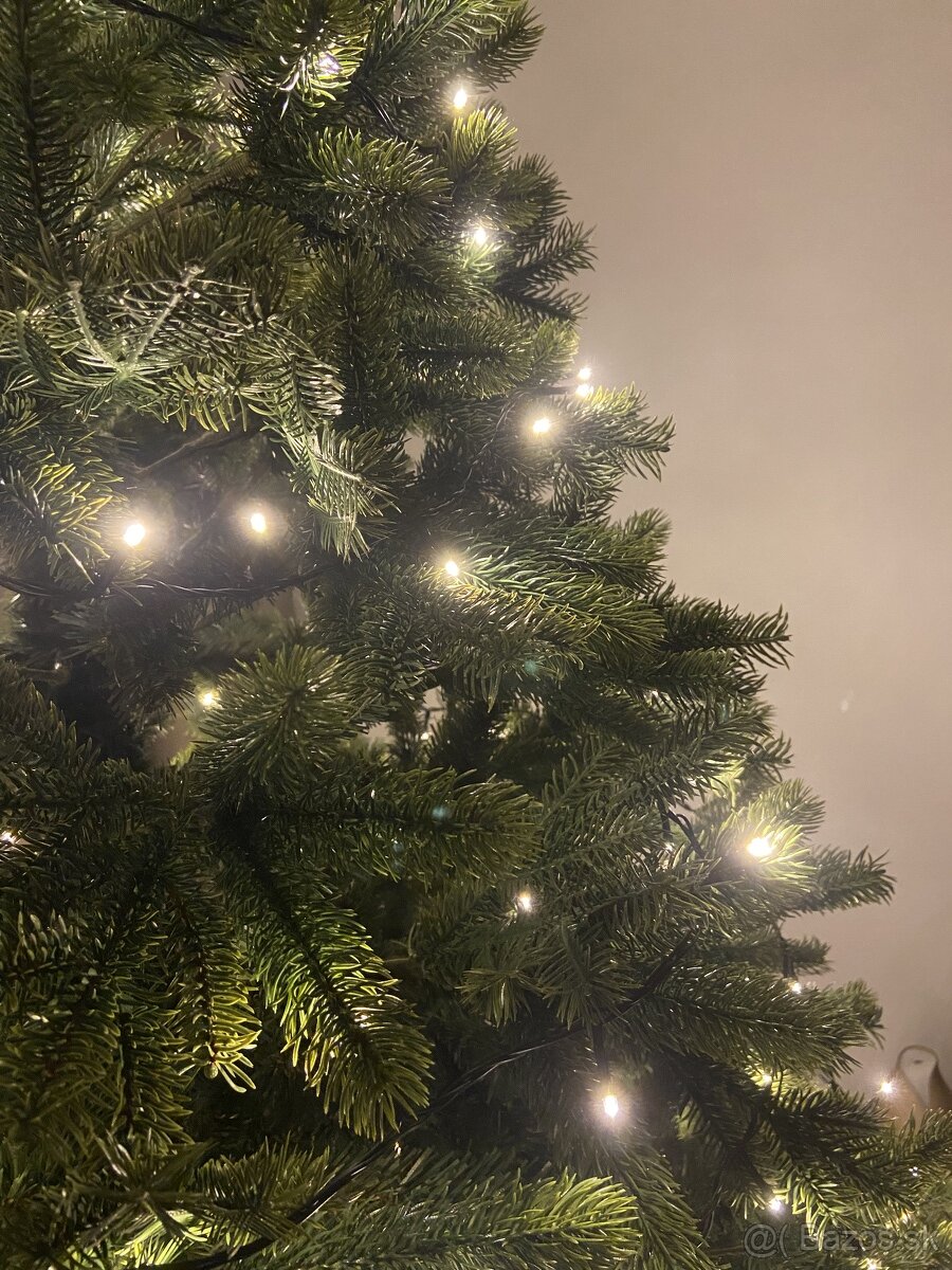 Vianočný stromček smrek 3D - 5