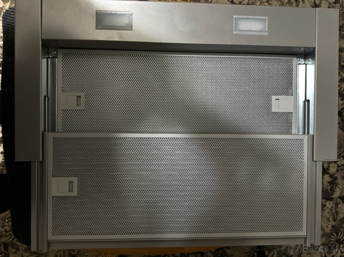 Constructa CD30646 – nový výsuvný digestor, 60 cm (strieborn - 5