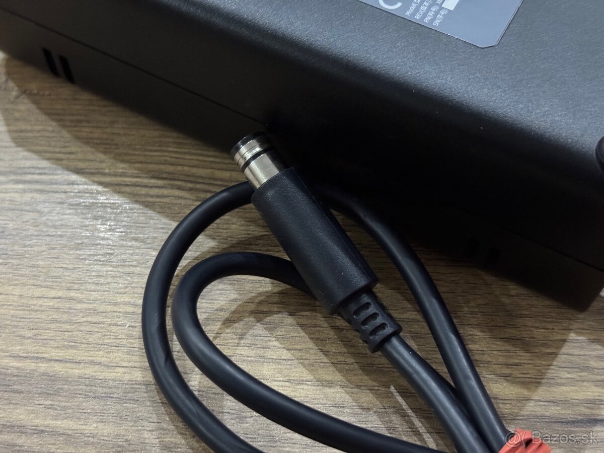 Originál napájací adaptér na XBOX 360E - 5