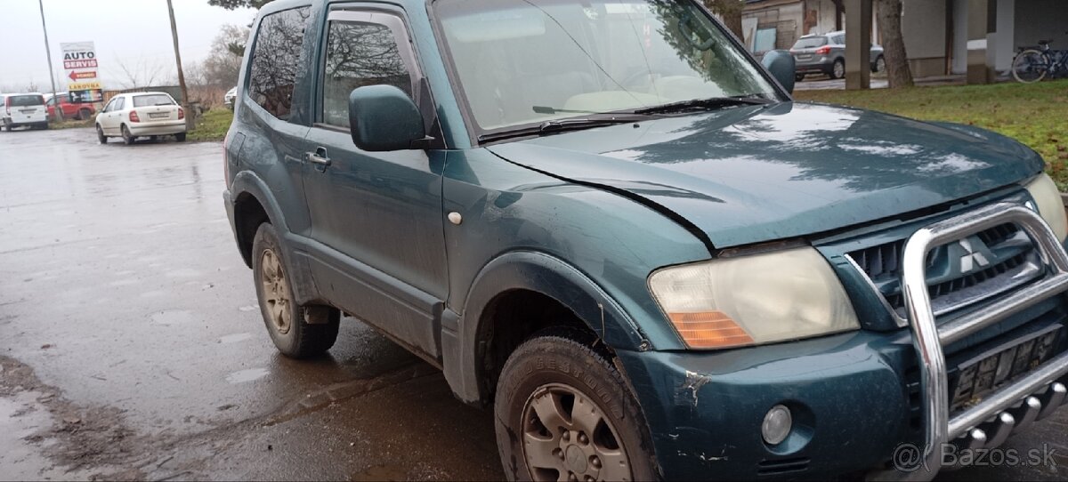 Mitsubishi Pajero - 5