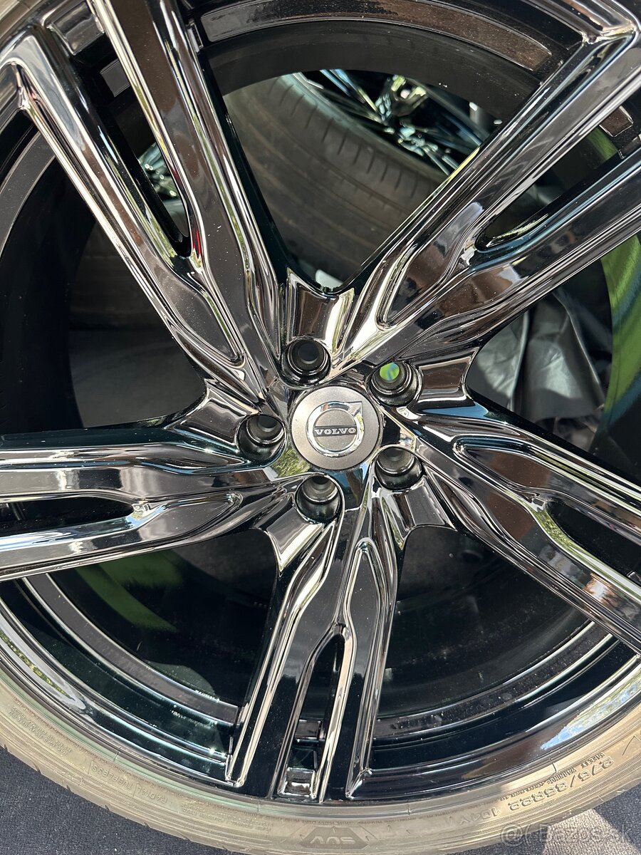 Čierne komplety Volvo R22 R-Design - 5