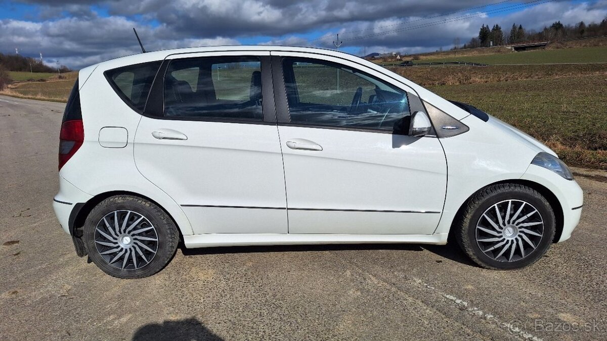 Mercedes A180, SR, STK a EK 2028 - 5