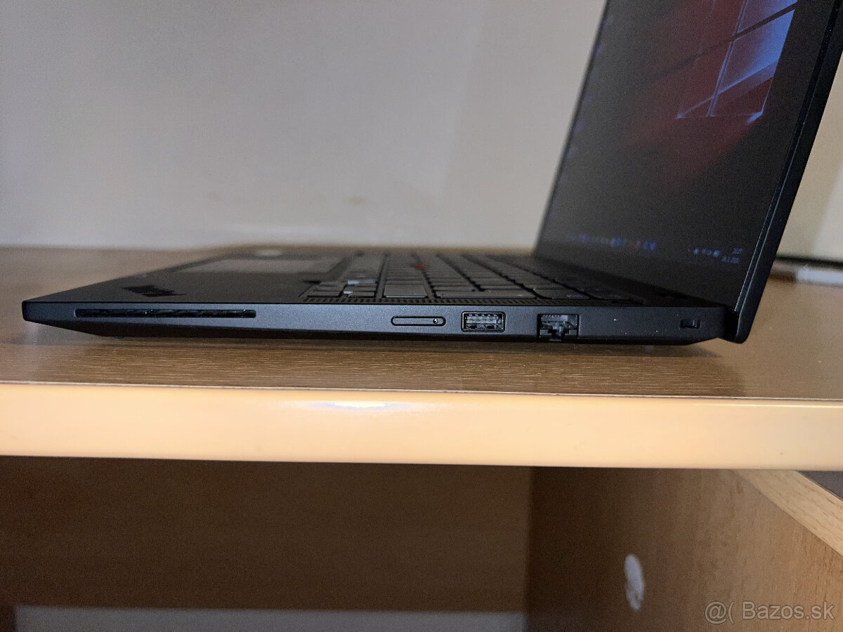 Lenovo ThinkPad P14s Gen 5 - 5