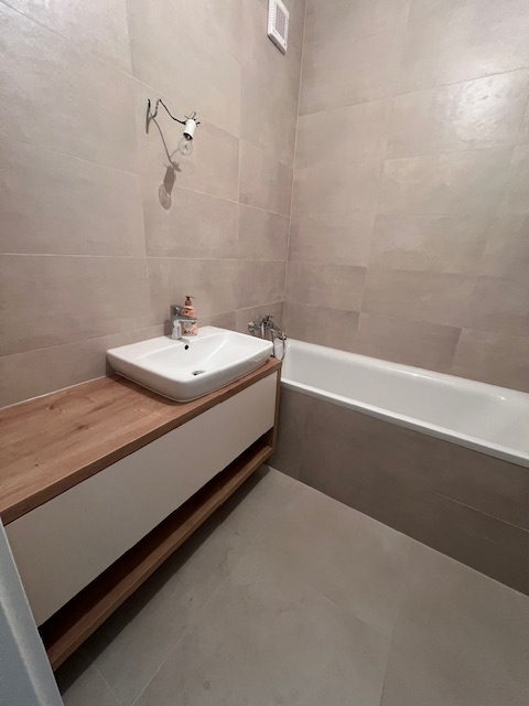 na prenájom 3 izb. byt, Geologická ul. - 5