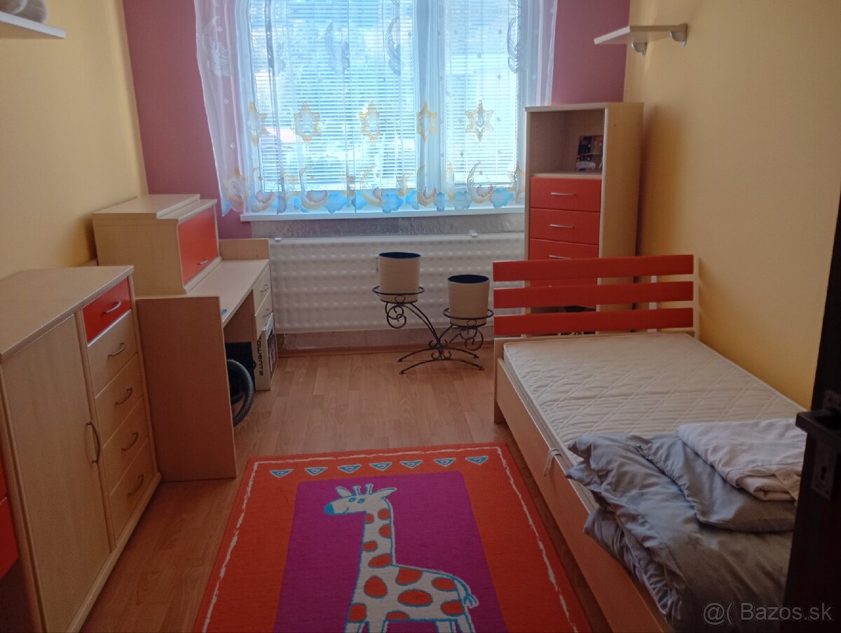 Na predaj 3 izbový byt s balkónom a pivnicou v Novej Bani - 5