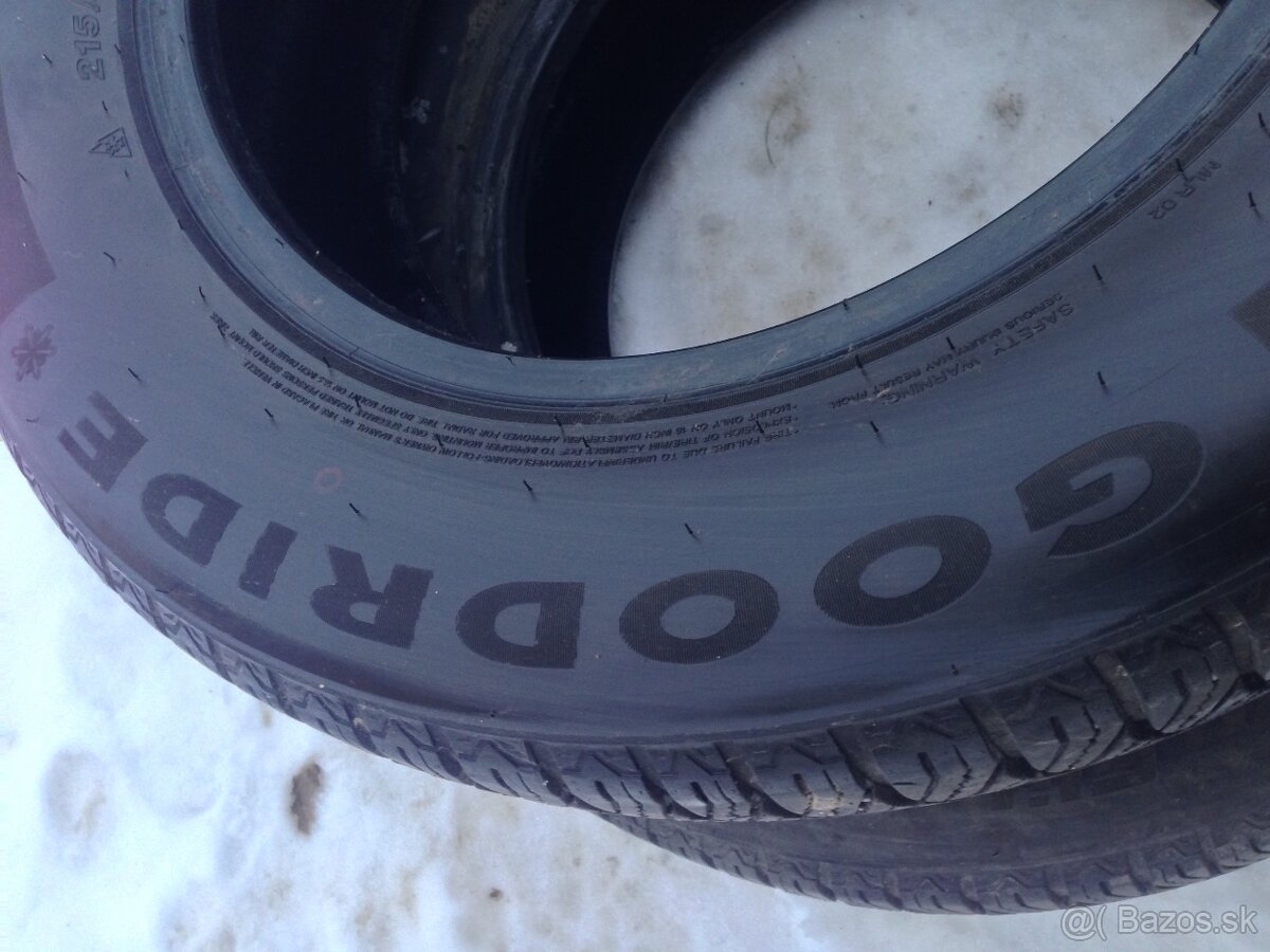 Predám zimné Pneu 215/65r16 5/6mm - 5
