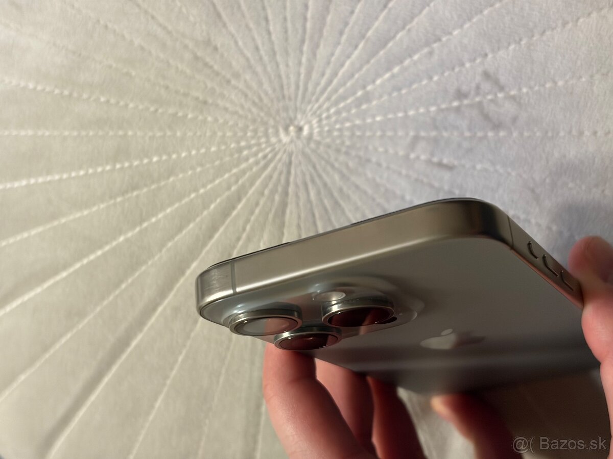 iPhone 15 Pro 256GB Natural Titanium - 5