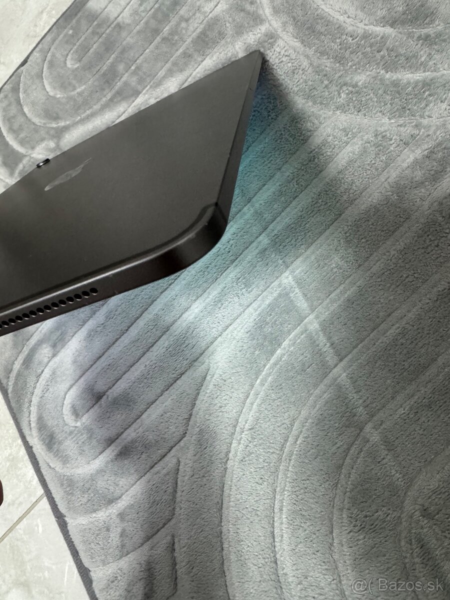 iPad Pro 12,9 (3. generácia) 256GB - Wi-Fi + SIM (Cellular) - 5