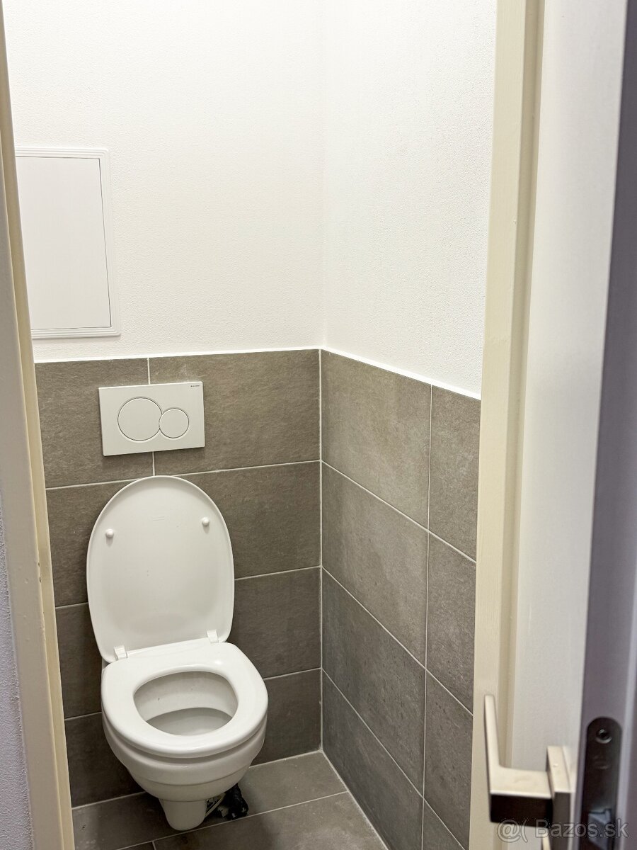 Predám 2kk v centre TR (40 m²) – kompletná rekonštrukcia - 5