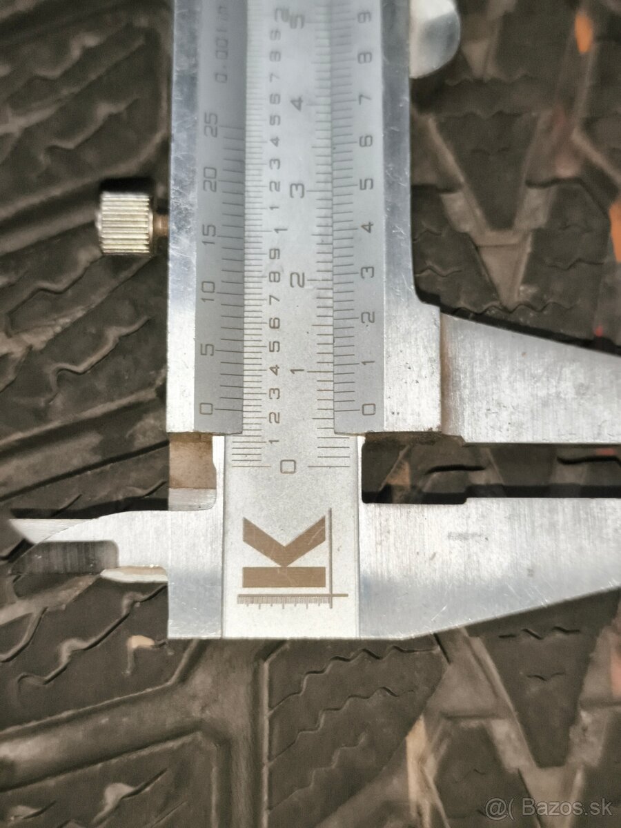 Predám zimné pneumatiky Dunlop 175/65 R15 - 5