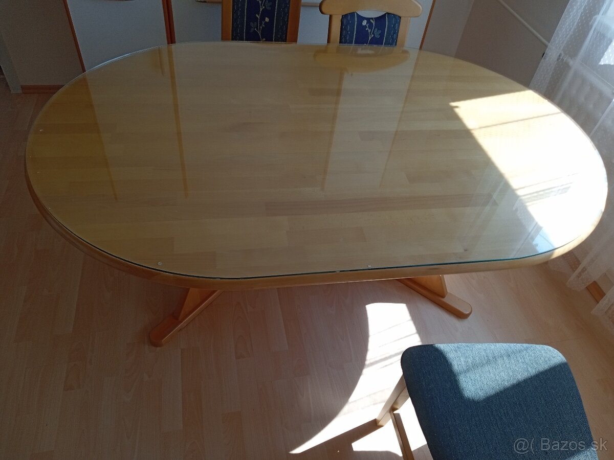 Masívny stôl a 3 stoličky - 5