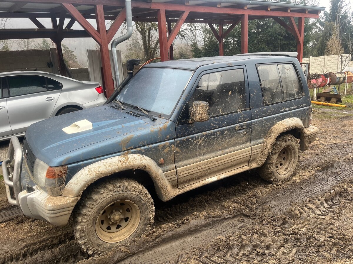 Predám mitsubishi pajero - 5
