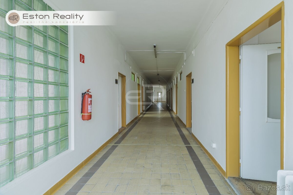 Prenájom komerčný priestor 120 m² v budove SAD Prešov - Widok 5