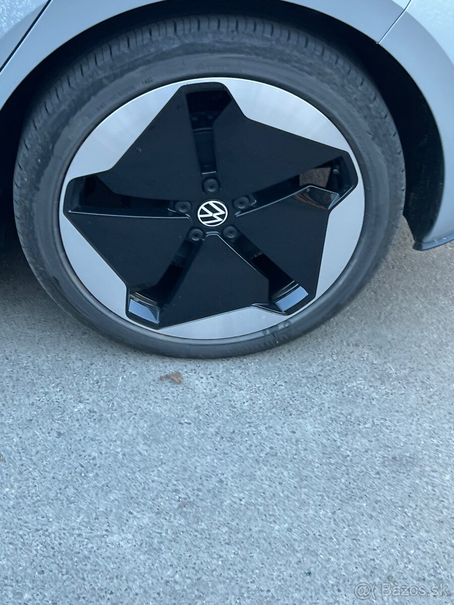 R20 Originál VW 7.5J ET44 10A601025B 5x112 - 5