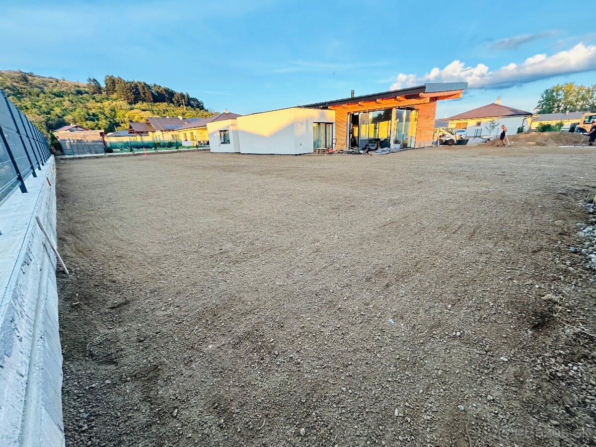 FRÉZOVANIE POZEMKOV/ ROVNANIE ZÁHRAD/ ZAKLADAČ TRÁVNIKA - 5