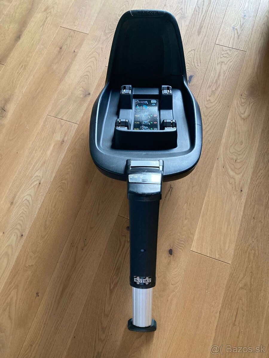 Autosedacka so zakladnou MAXI COSI - 5